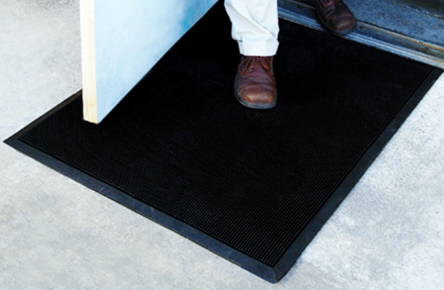 Flex Tip Outdoor Scraper Floor Mat 36&quot;x72&quot;, Black
