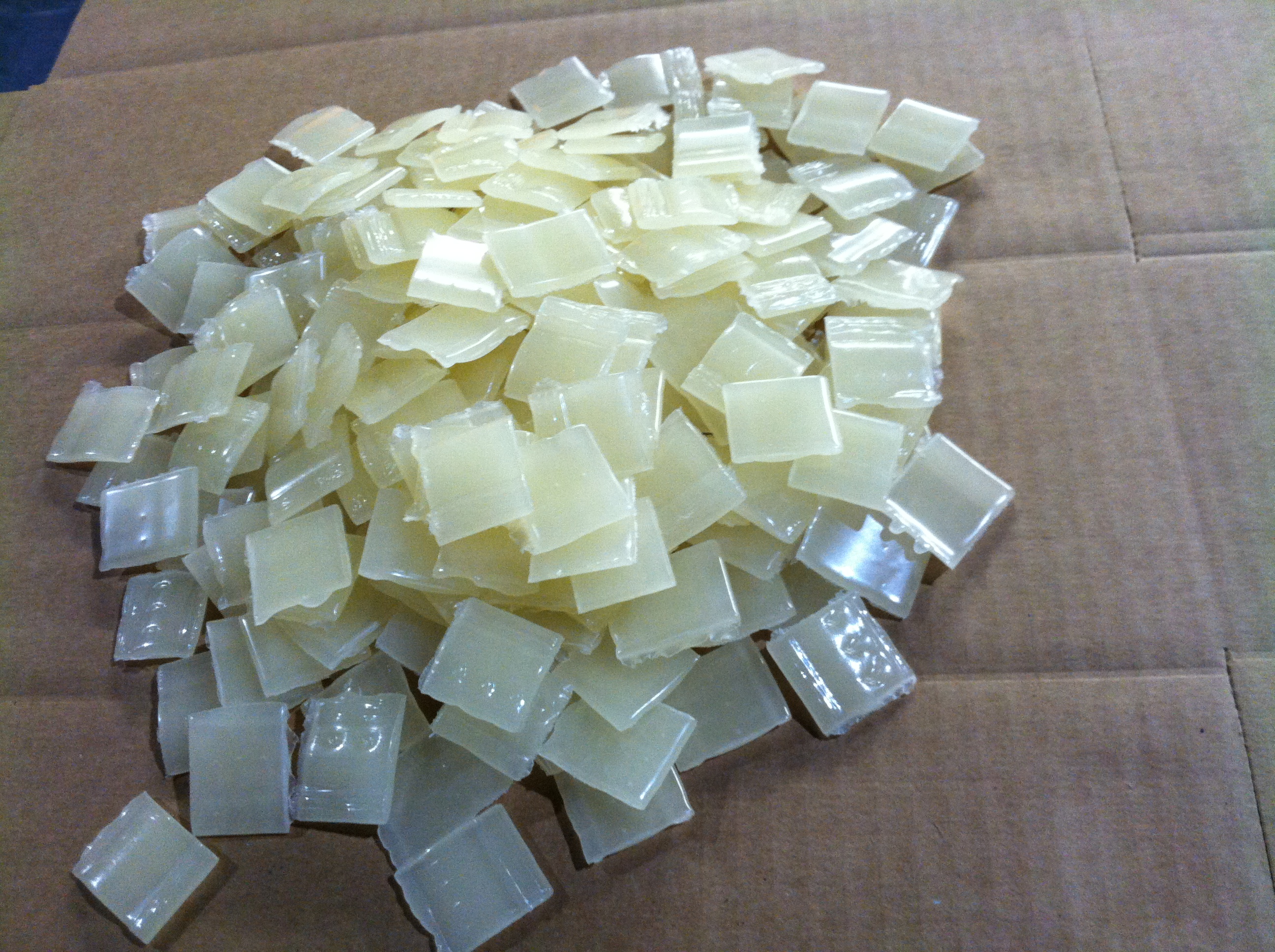 Hot Melt 1&quot;x1&quot; Pellets 50LBS/CASE